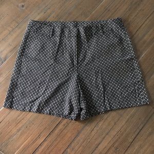 New Directions size 12 black & white linen shorts